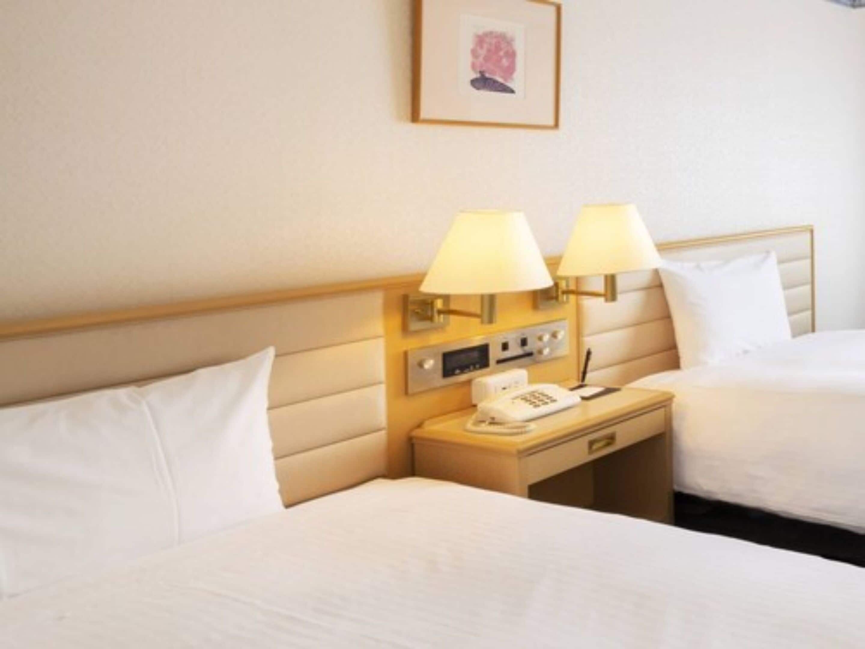 premium bedding, in-room safe, desk, blackout curtains