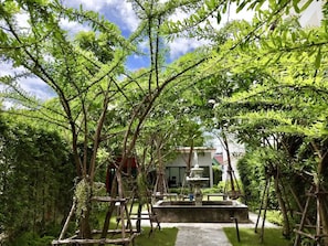View from property - Golden Sea Pattaya Hotel (Pattaya)