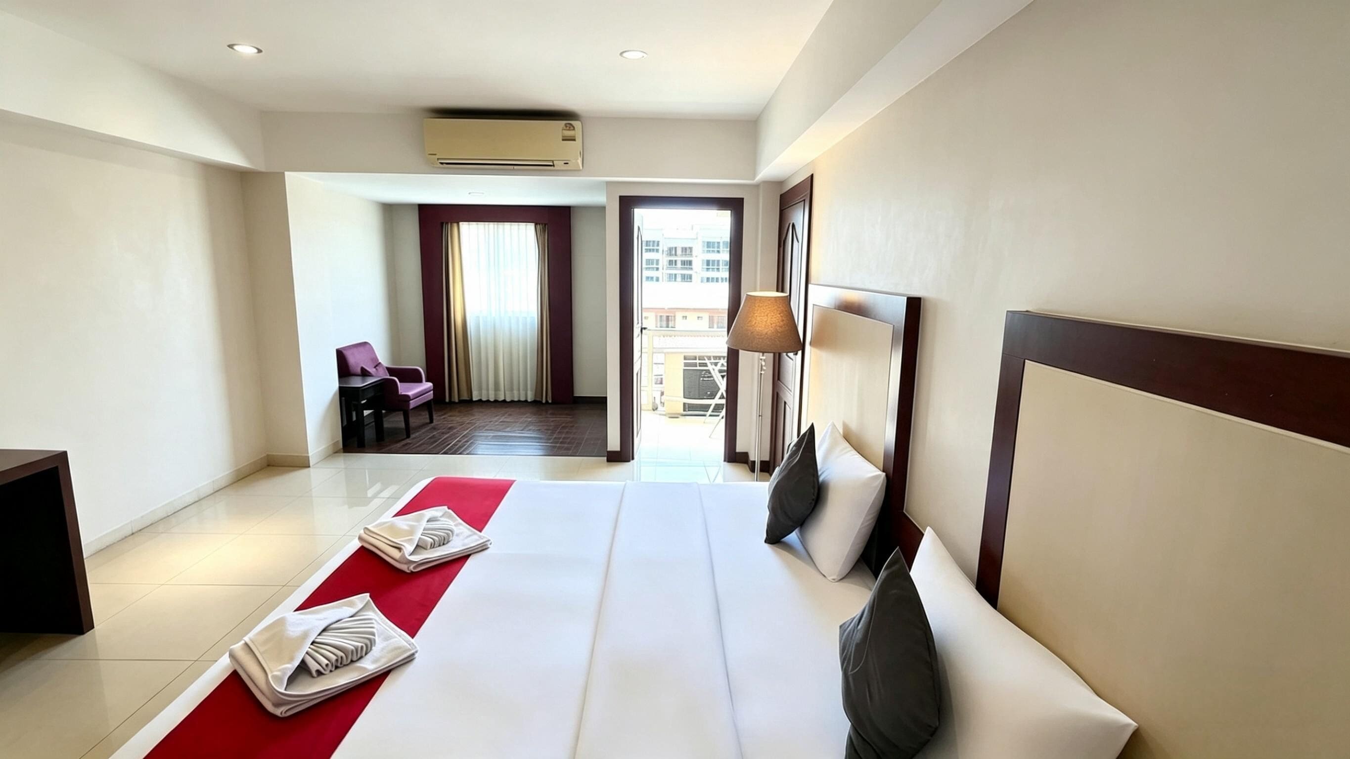 Superior Double or Twin Room | In-room safe, desk, laptop workspace, iron/ironing board (on request)