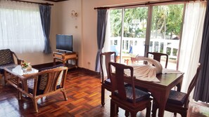 In-room dining - Chaweng Beachcomber Hotel (Koh Samui)