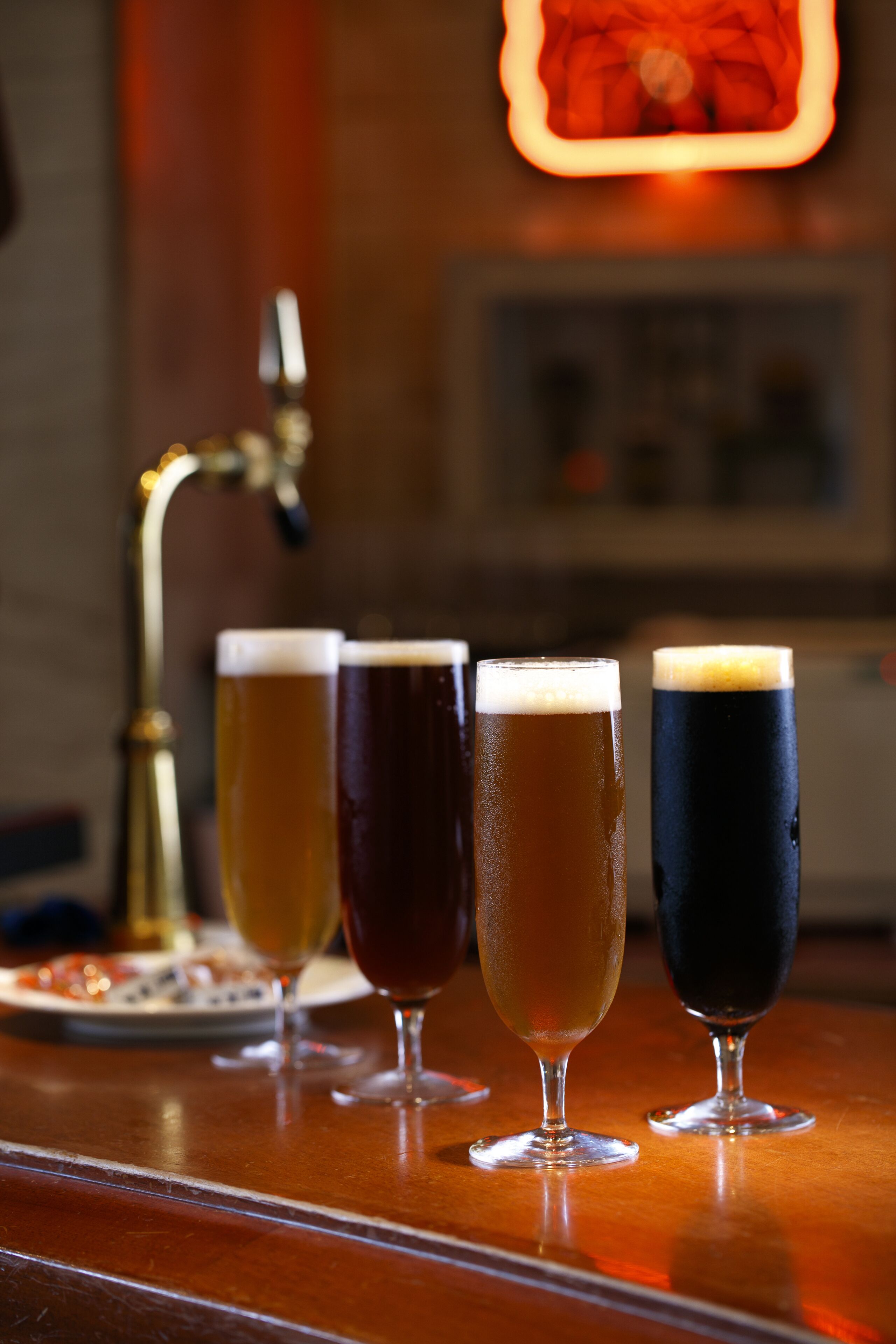 3 restaurants, breakfast, lunch, dinner served; italian cuisine