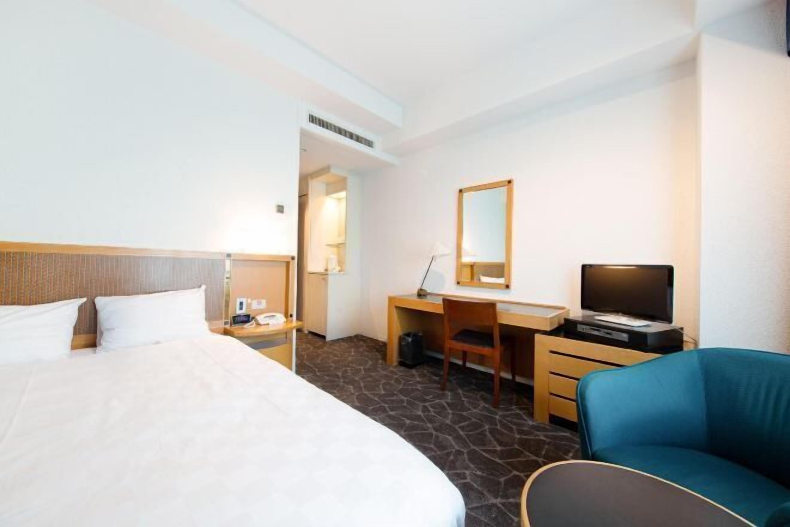 Edredón, camas Select Comfort, decoración personalizada y escritorio 