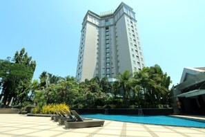 Exterior - Java Paragon Hotel and Residences (Surabaya)