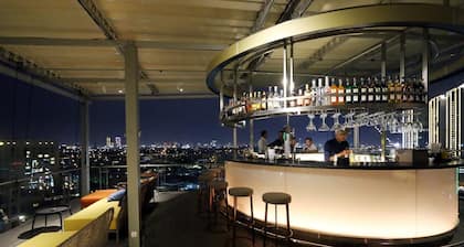 Java Paragon Hotel and Residences