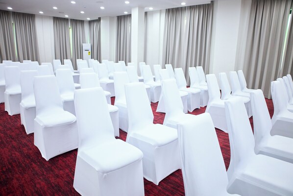 Meeting facility - Crystal Palm Hotel (Accra)