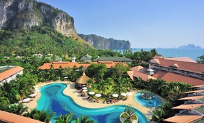 2 outdoor pools, pool umbrellas, pool loungers