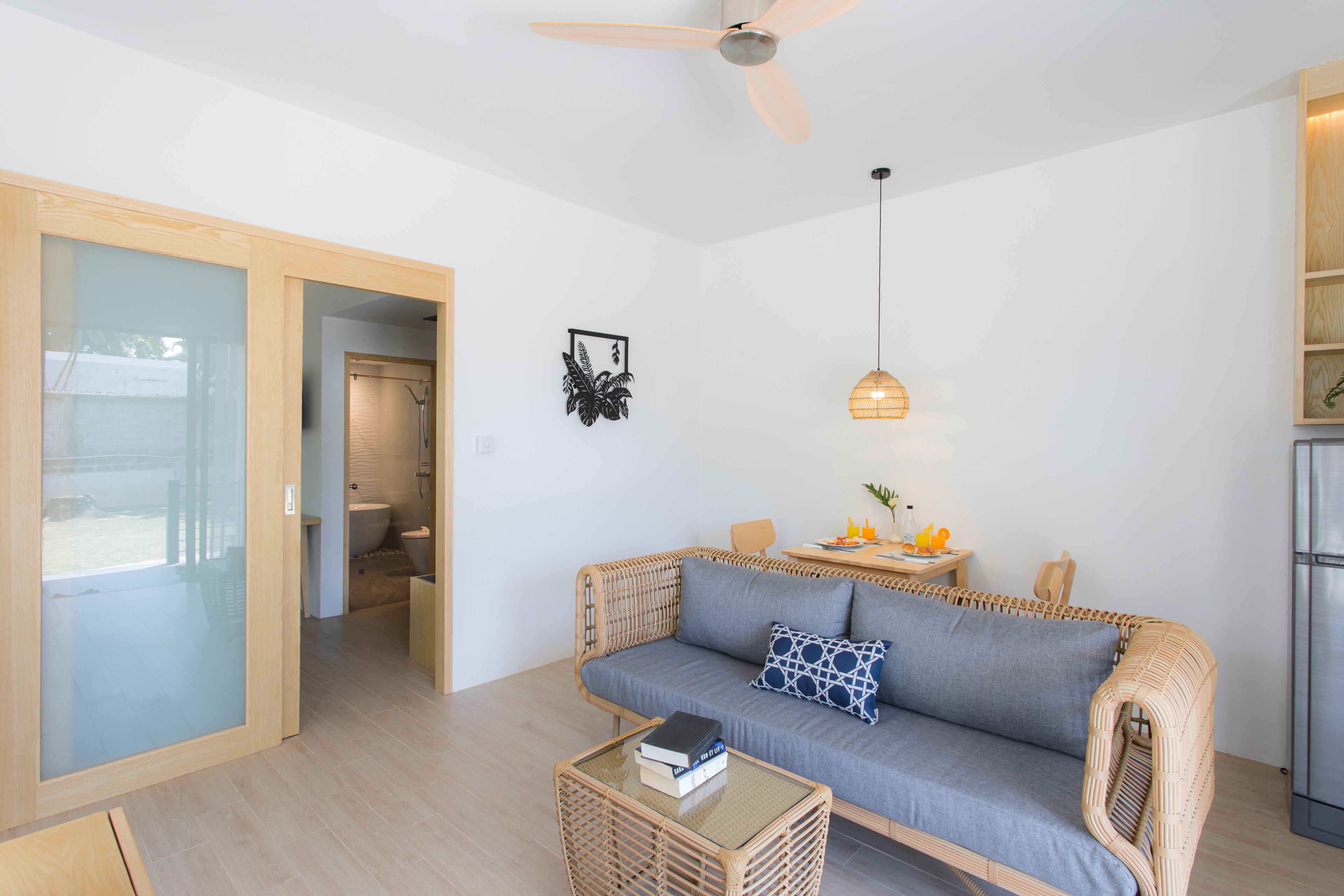 tropical villa suite | living room | flat-screen tv