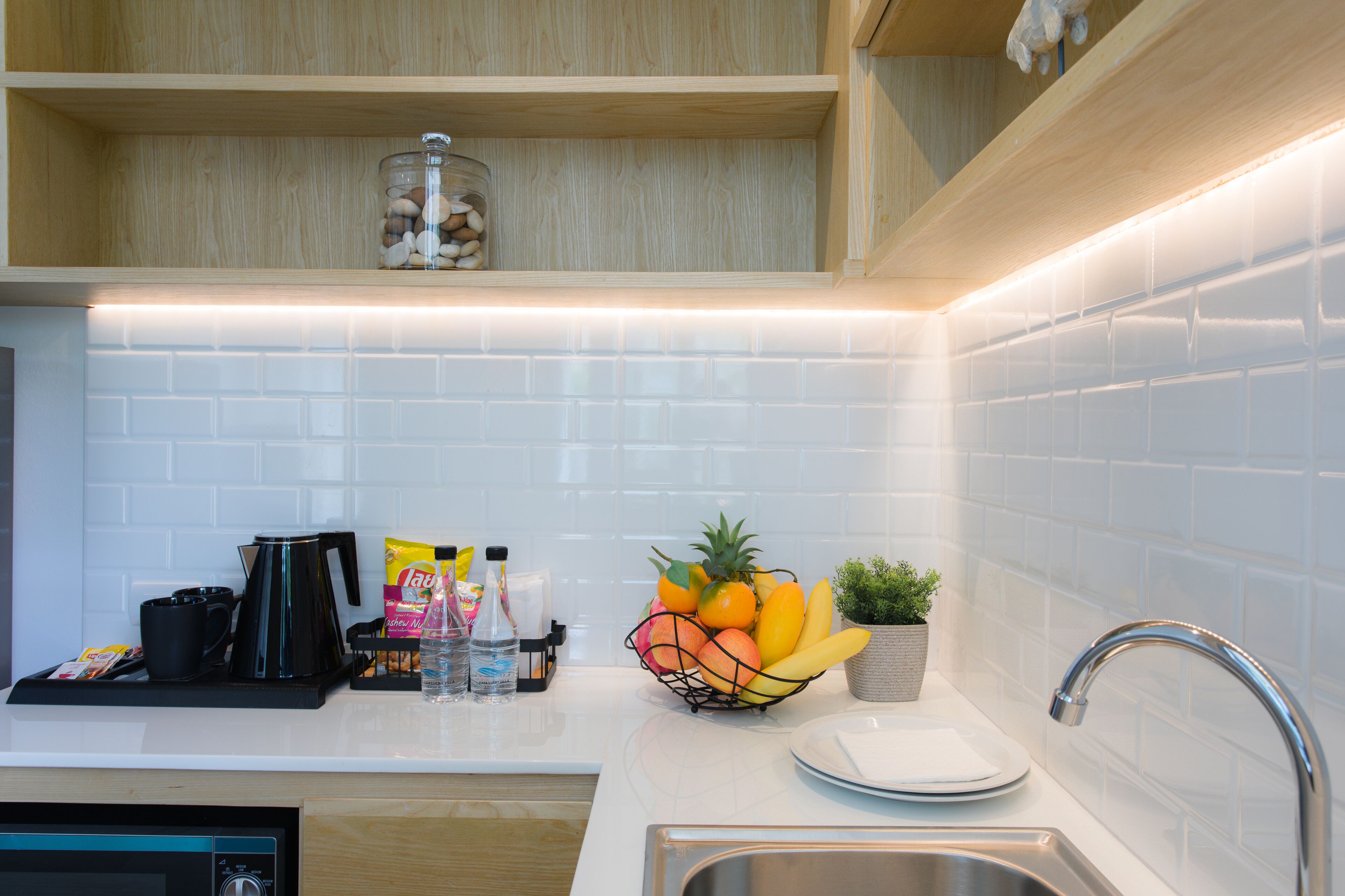 tropical villa suite | private kitchen | fridge, coffee/tea maker