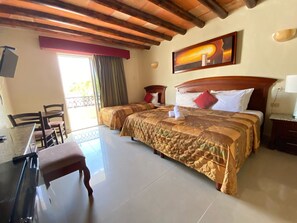 Deluxe Room, Multiple Beds (Plus Single Bed) | In-room safe, free WiFi - Hotel El Campanario (Playa del Carmen)
