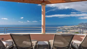 Sundeck