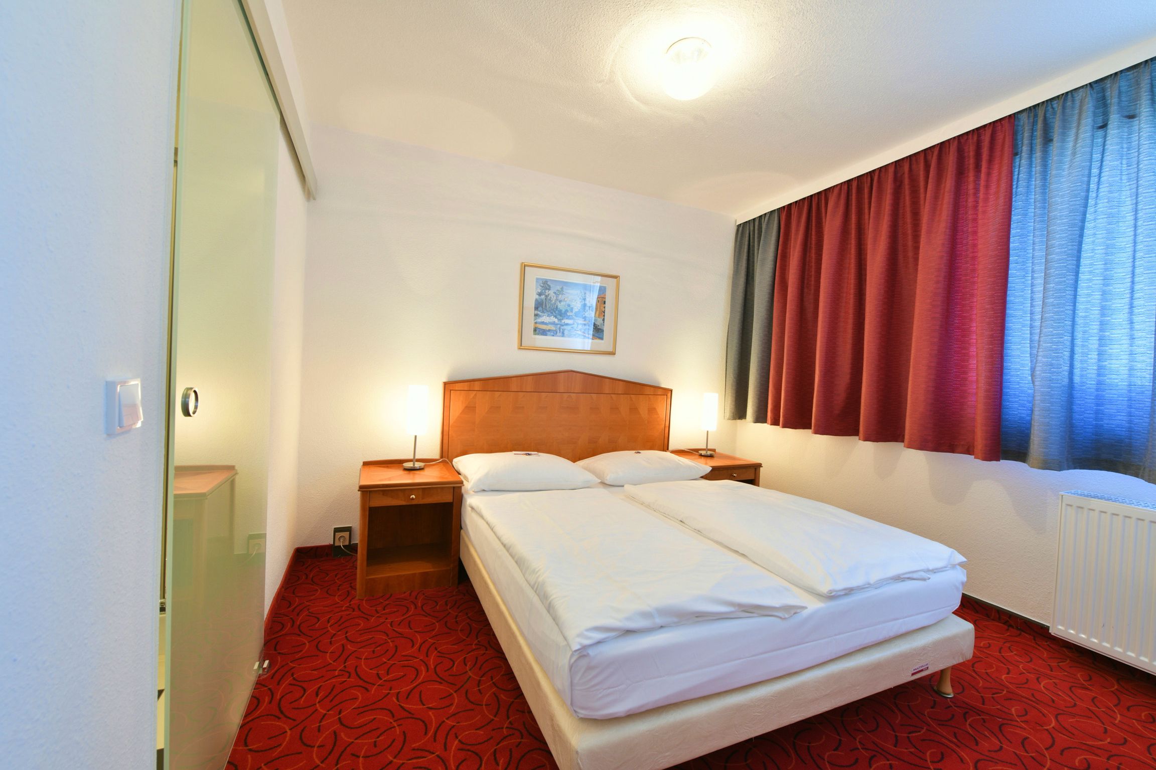 standard room | 1 bedroom, desk, blackout curtains, free wifi