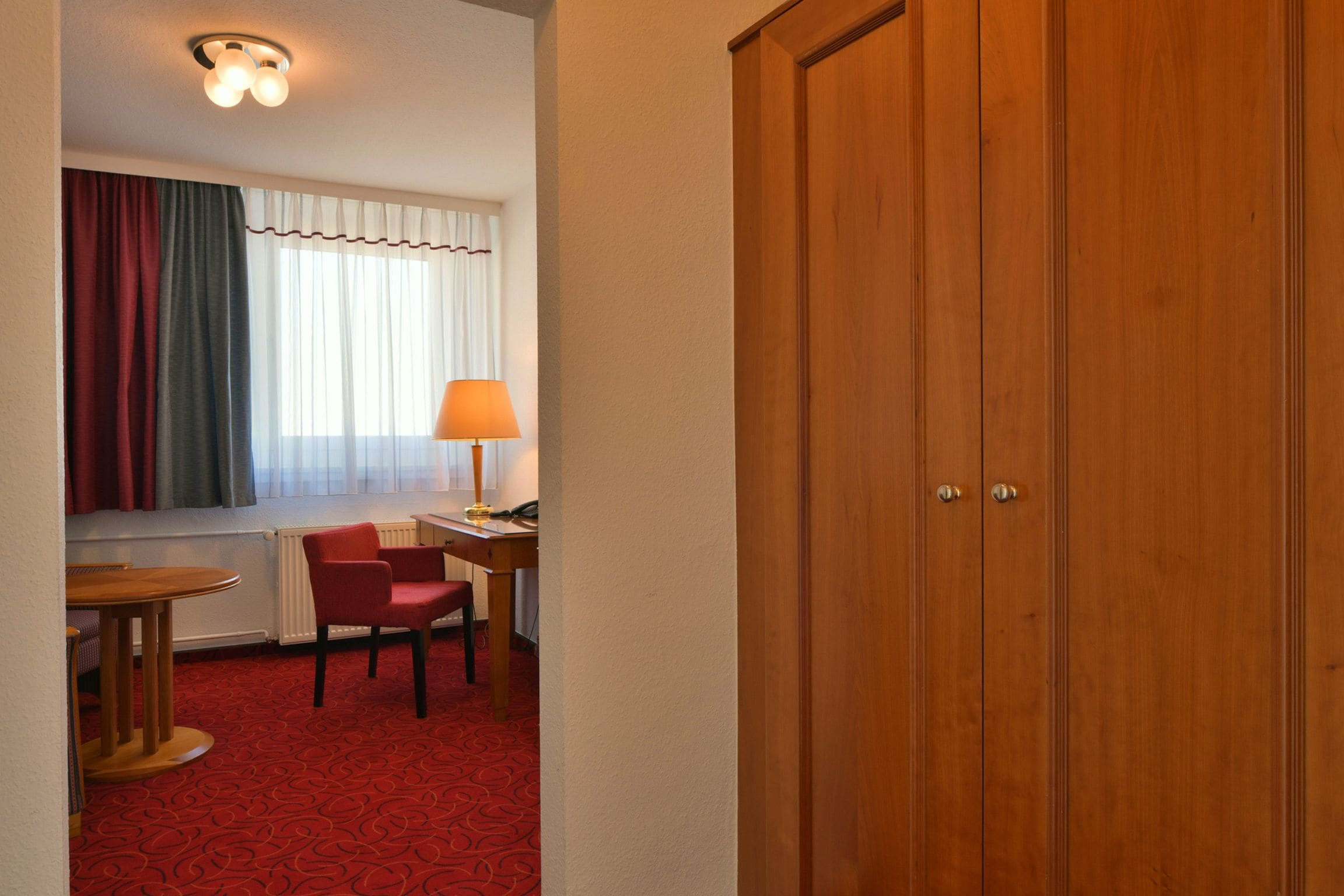 standard room | 1 bedroom, desk, blackout curtains, free wifi