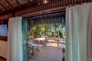 Bungalow, Ocean View (Master) | 1 bedroom, premium bedding, minibar, in-room safe - Aldeia da Mata Eco Lodge (Uruçuca)