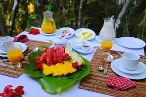 Free daily full breakfast