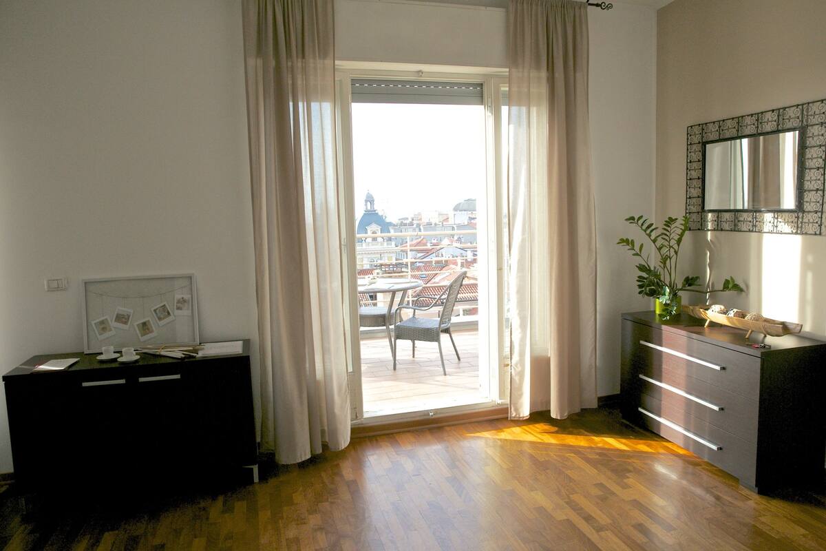 Appartement, vue mer | Fer et planche à repasser, Wi-Fi gratuit, draps fournis