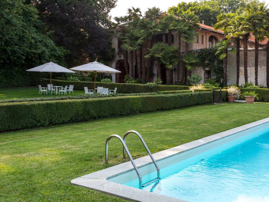 Außenpool, geöffnet von 09:00 Uhr bis 18:30 Uhr, Liegestühle