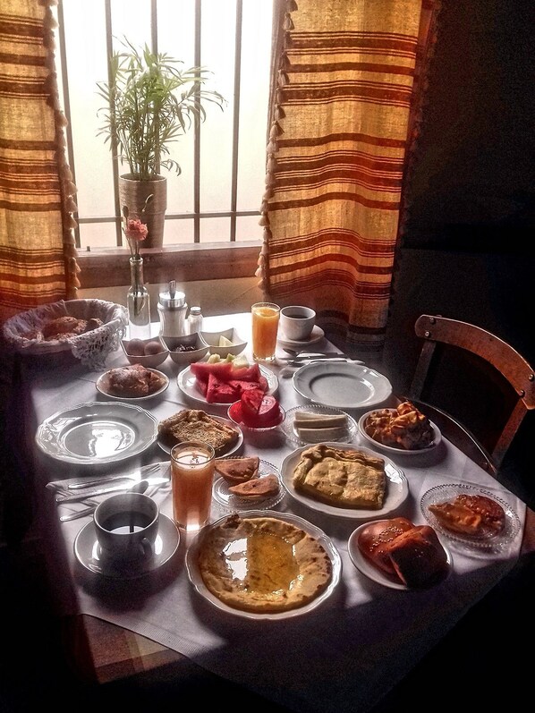 Breakfast area