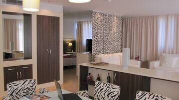 Suite | Woonruimte | Een televisie