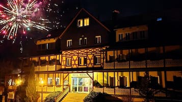 Esterni