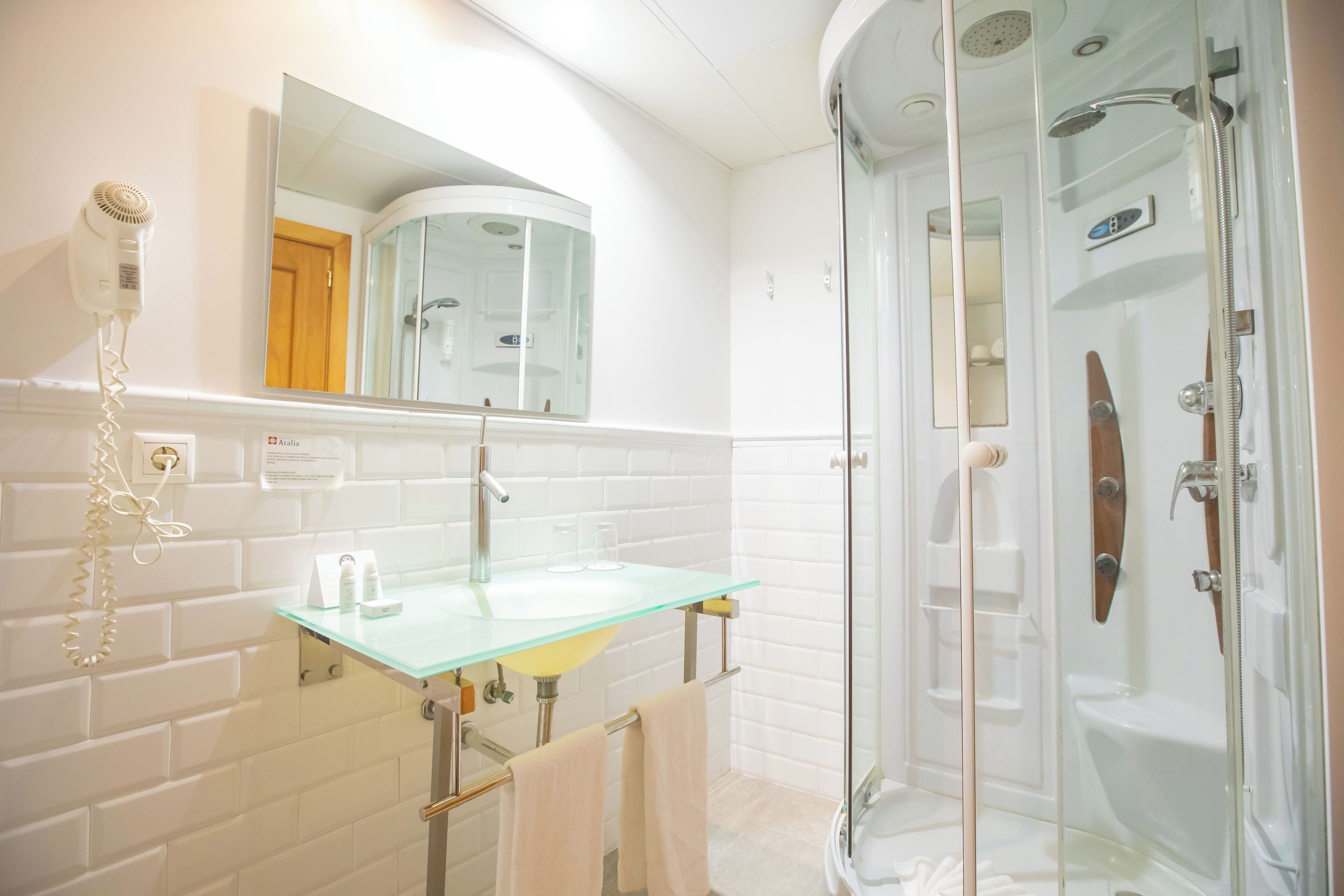 Photo - Soho Boutique Atalia