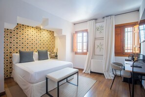 Superior Double Room | Down duvets, minibar, in-room safe, individually decorated - Soho Boutique Atalia (Córdoba)