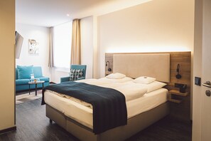 Superior-Doppelzimmer | Allergikerbettwaren, Zimmersafe, Schreibtisch, schallisolierte Zimmer