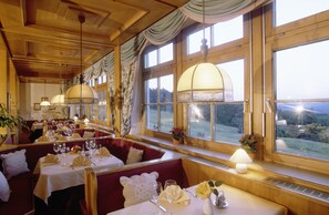 Regional cuisine, alfresco dining  - Hotel Wienerwaldhof (Tullnerbach)