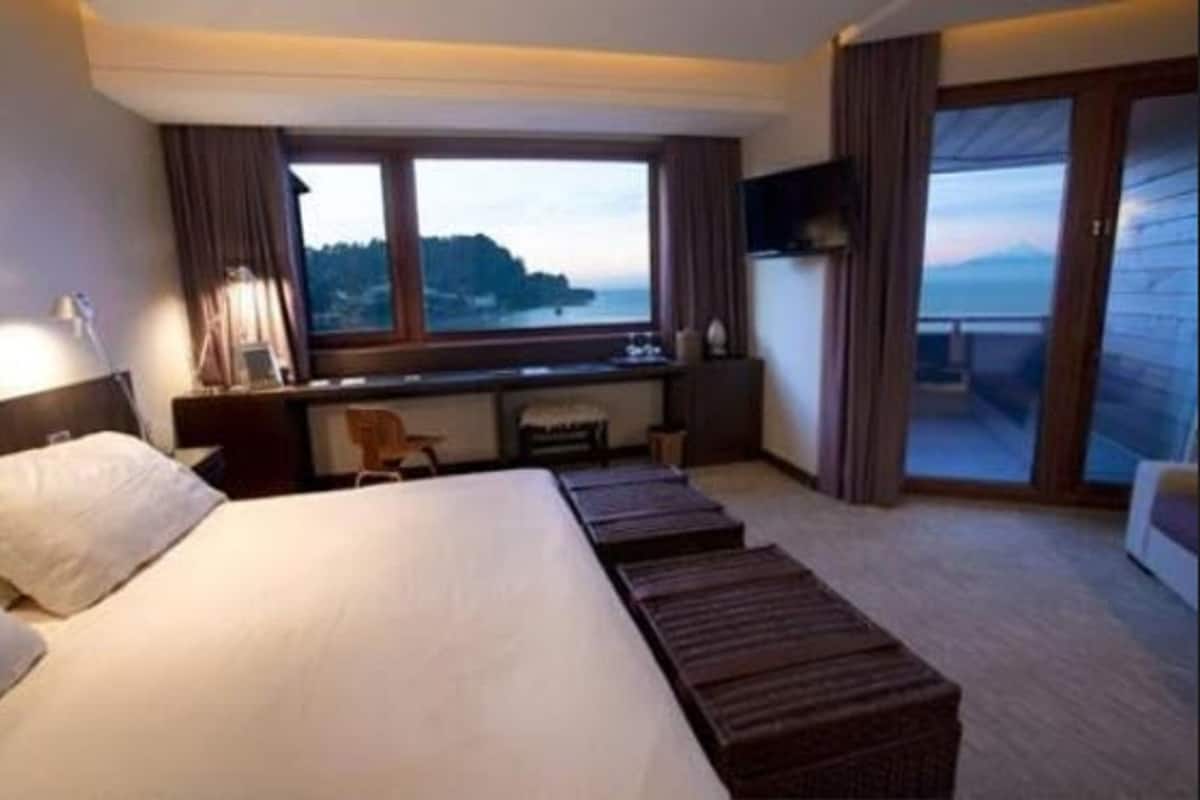 Suite Junior | Biancheria da letto di alta qualità, minibar, cassaforte in camera