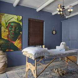 Couples treatment room(s), sauna, body treatments, body wraps