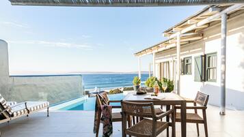 Familie villa, 2 slaapkamers, privézwembad, uitzicht op oceaan | Kameruitzicht