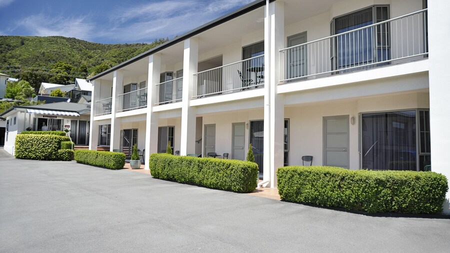 Jasmine Court Motel