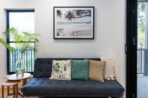 Televisión 24 pulgadas con canales de televisión digitales