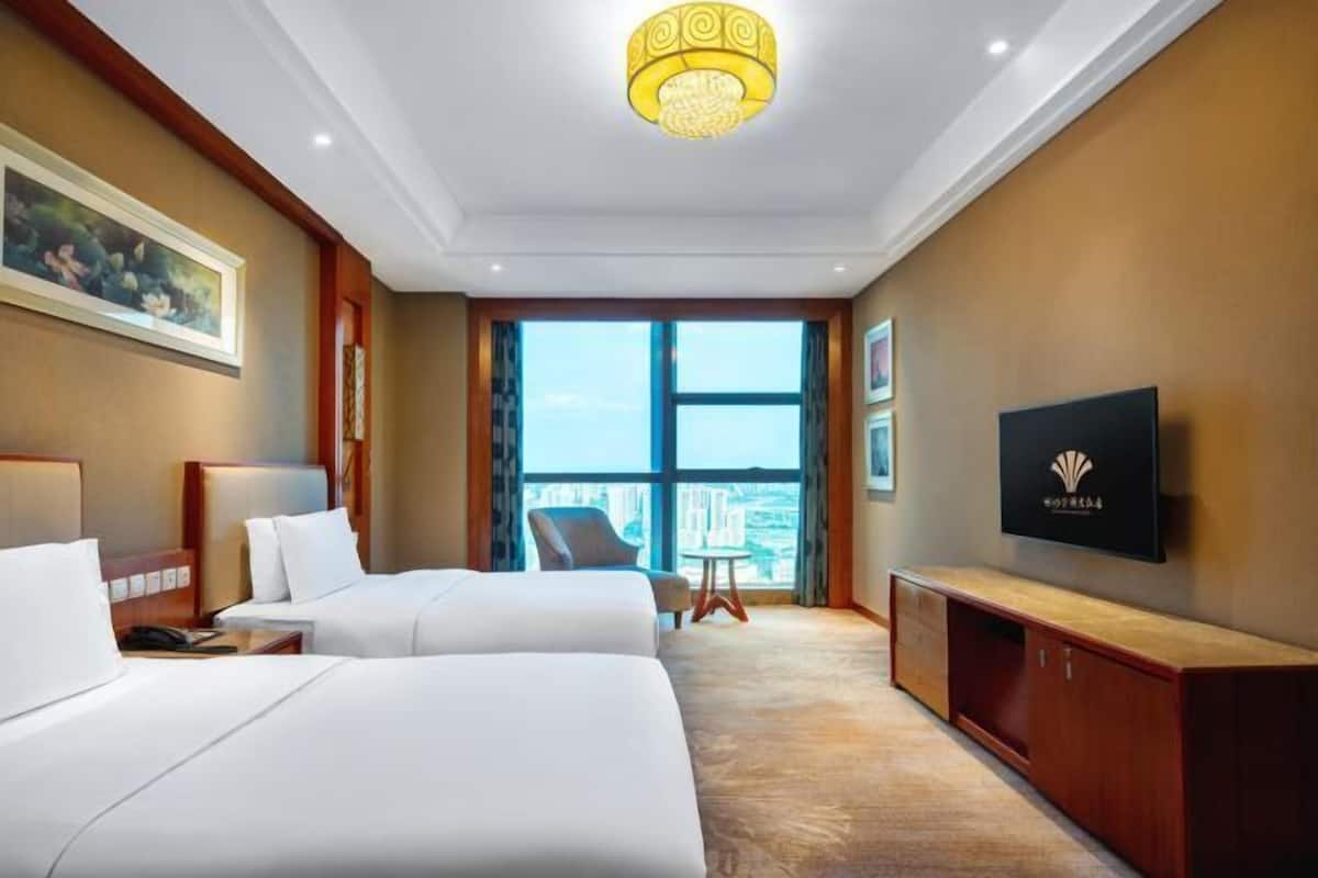 Hochwertige Bettwaren, Daunenbettdecken, Select-Comfort-Betten, Minibar