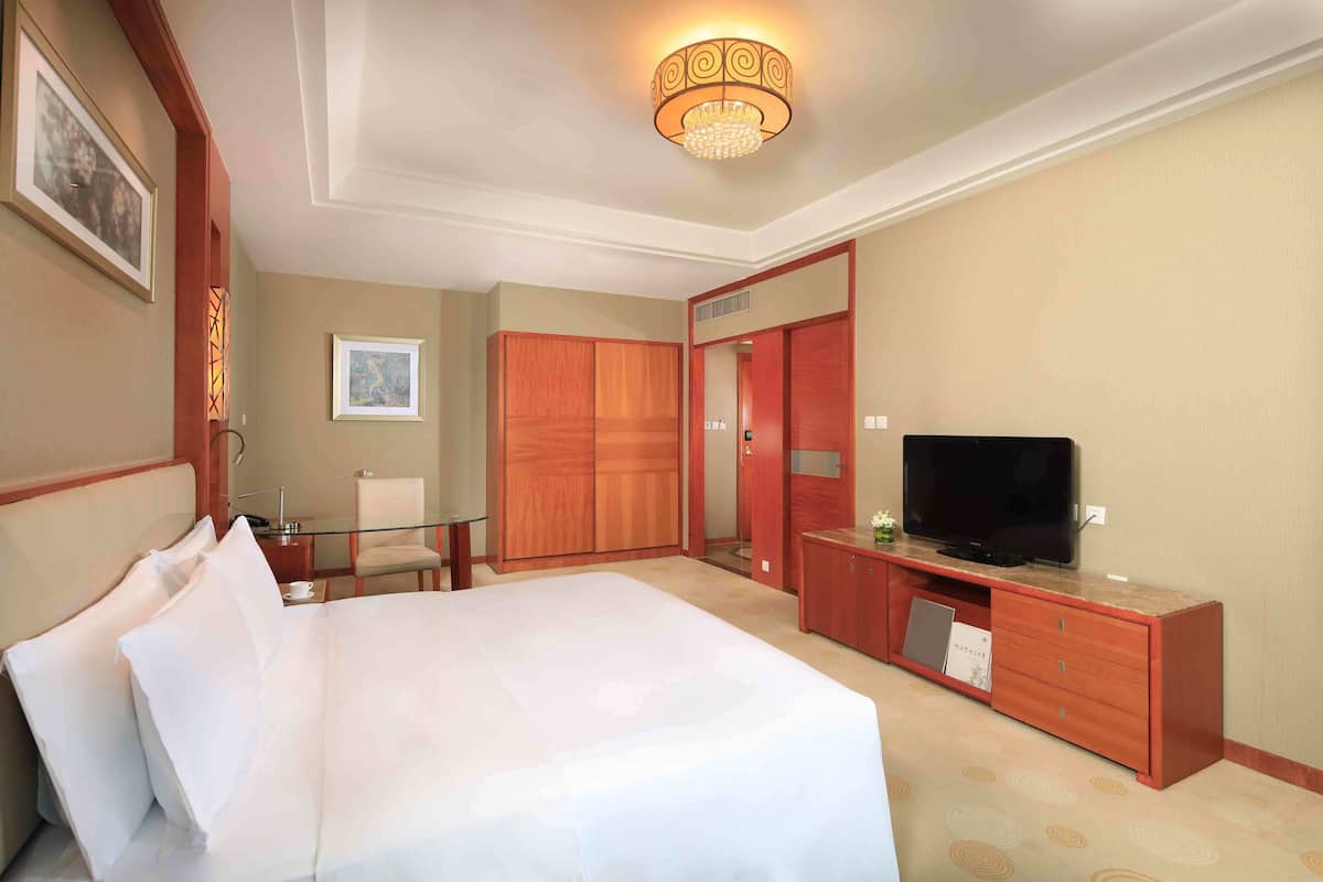 Superior-Zimmer, 1 King-Bett | Hochwertige Bettwaren, Daunenbettdecken, Select-Comfort-Betten, Minibar