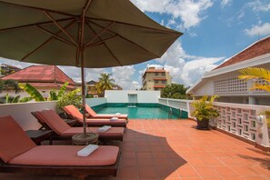 Superior Twin Free Pick Up | View from room
