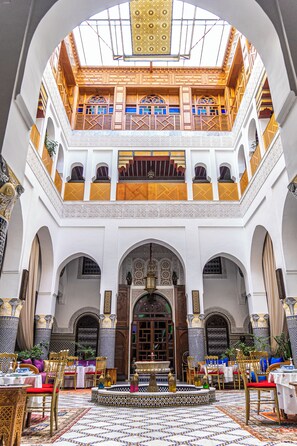 Breakfast, lunch and dinner served  - Riad El Yacout (Fes)
