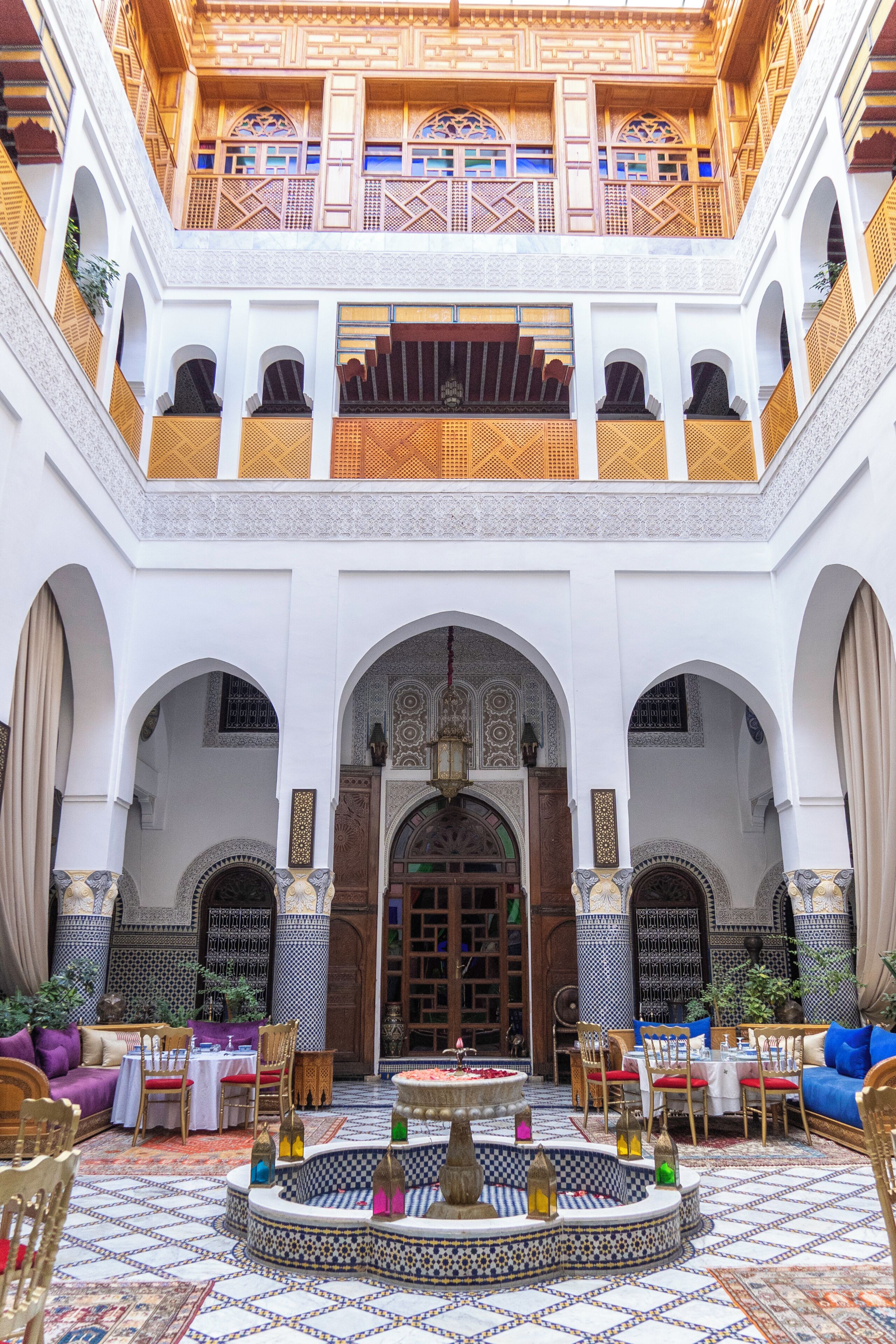 아침 식사, 점심 식사, 저녁 식사 제공, 모로코 요리, 야외에서 식사