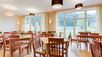 Daily buffet breakfast (EUR 18 per person)