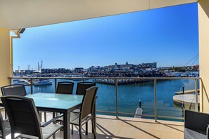 Terrace/patio - Dolphin Quay Apartments (Mandurah)
