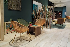 Reception - Comfort Aparthotel Saint-Etienne (Saint-Etienne)