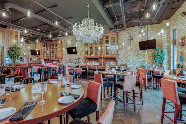 Bar (en la propiedad)