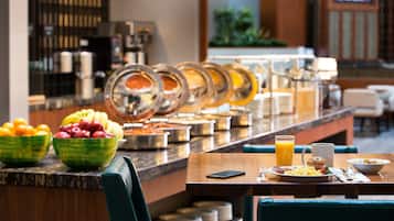 Desayuno a la carta incluido todos los días