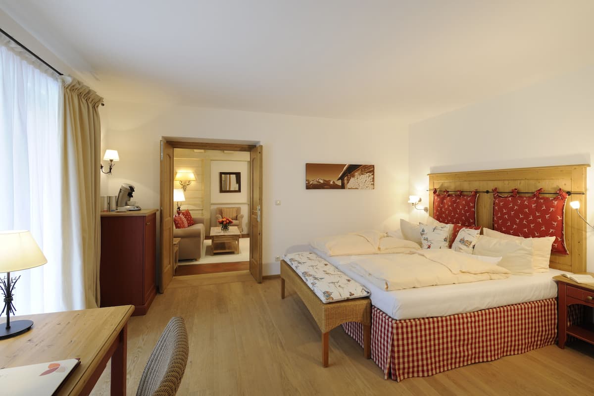 Suite Prestige, 1 trÚs grand lit, vue sur la montagne (Gartensuite) | Literie hypoallergénique, couette en duvet, minibar, coffre-fort