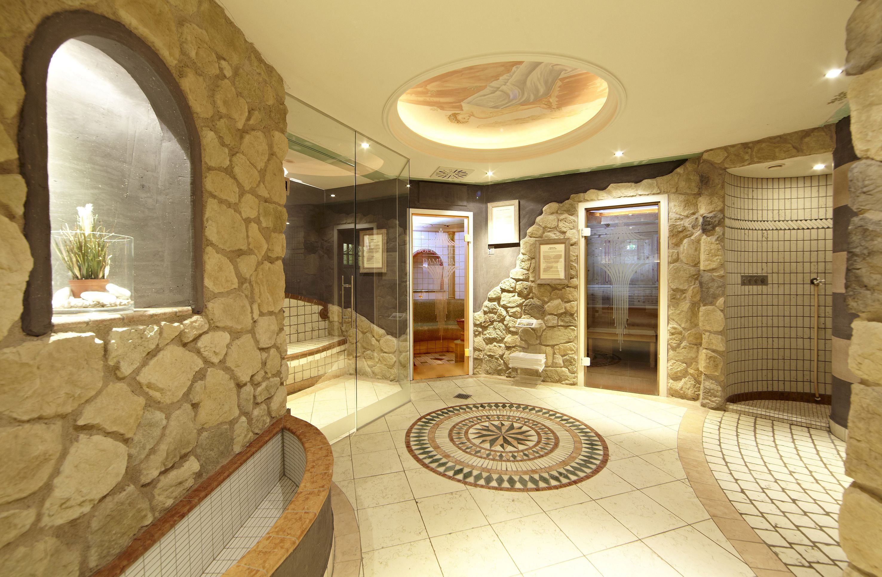 Foto - Staudacherhof in Garmisch-Partenkirchen I Blick aufs Zugspitzmassiv I einzigartige Bayurvida Küche