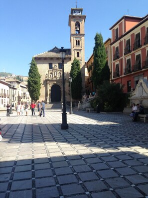 บริเวณภายนอก