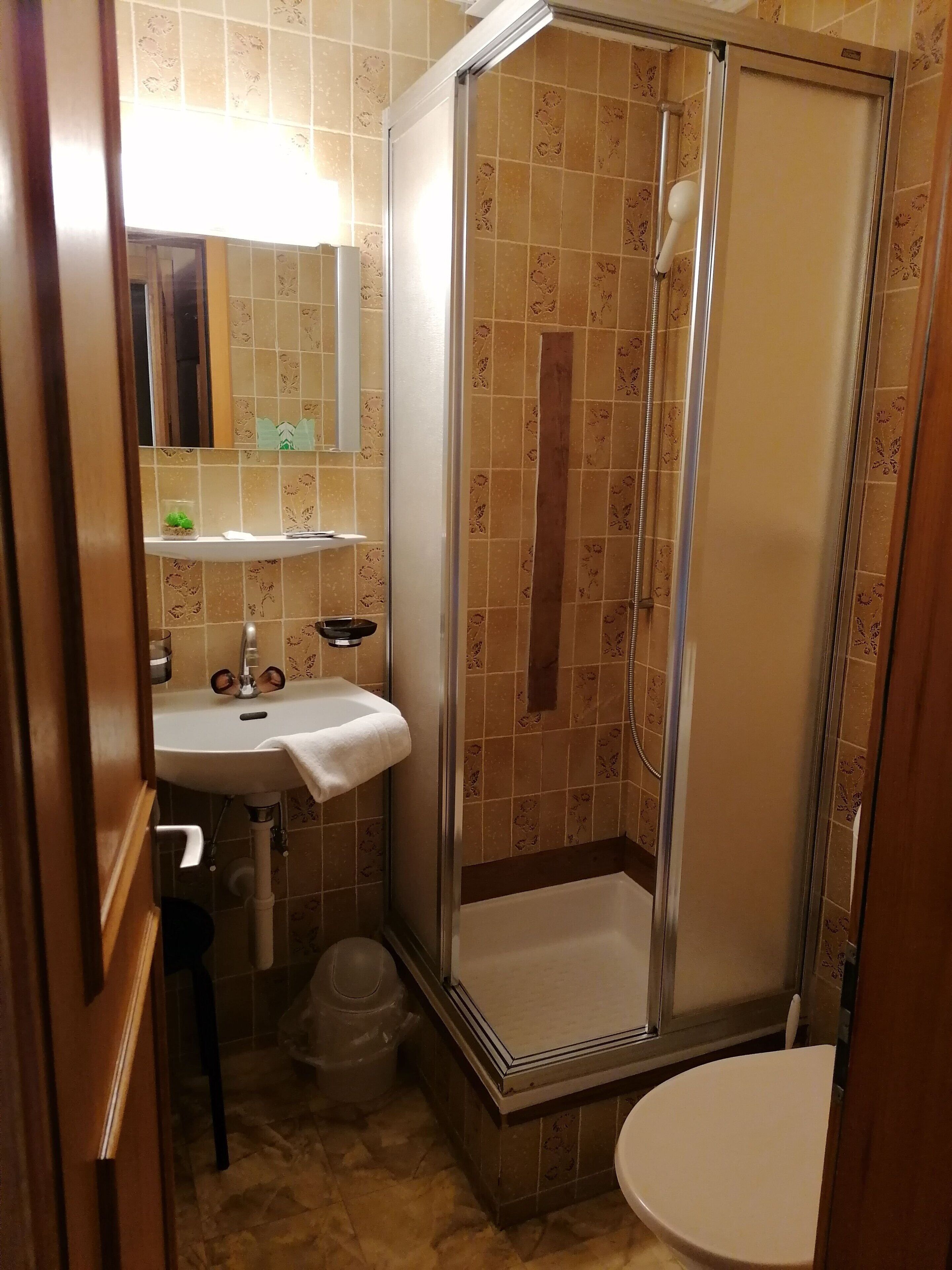 Foto - Petit Helvetia Budget Hotel