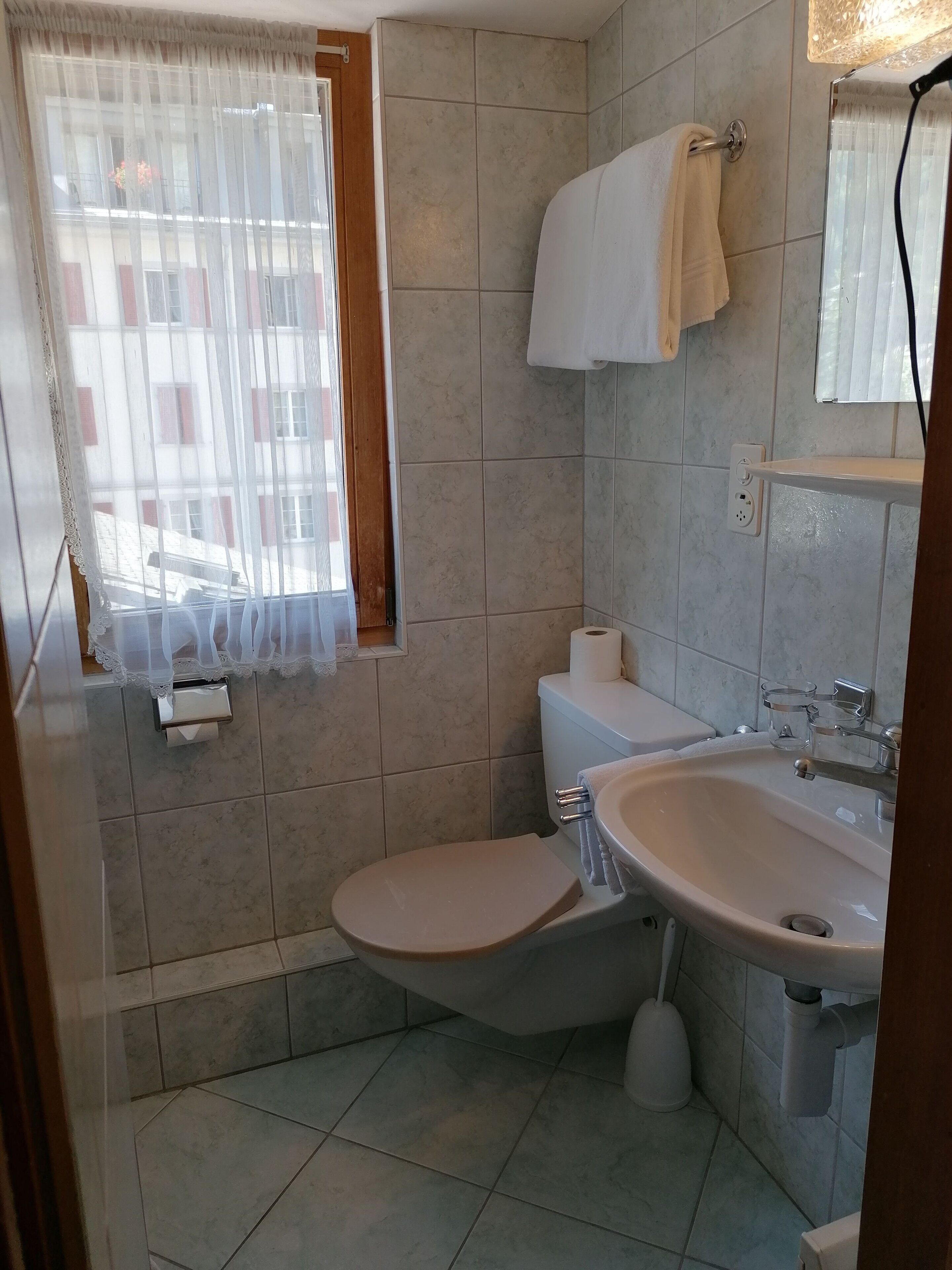 Foto - Petit Helvetia Budget Hotel