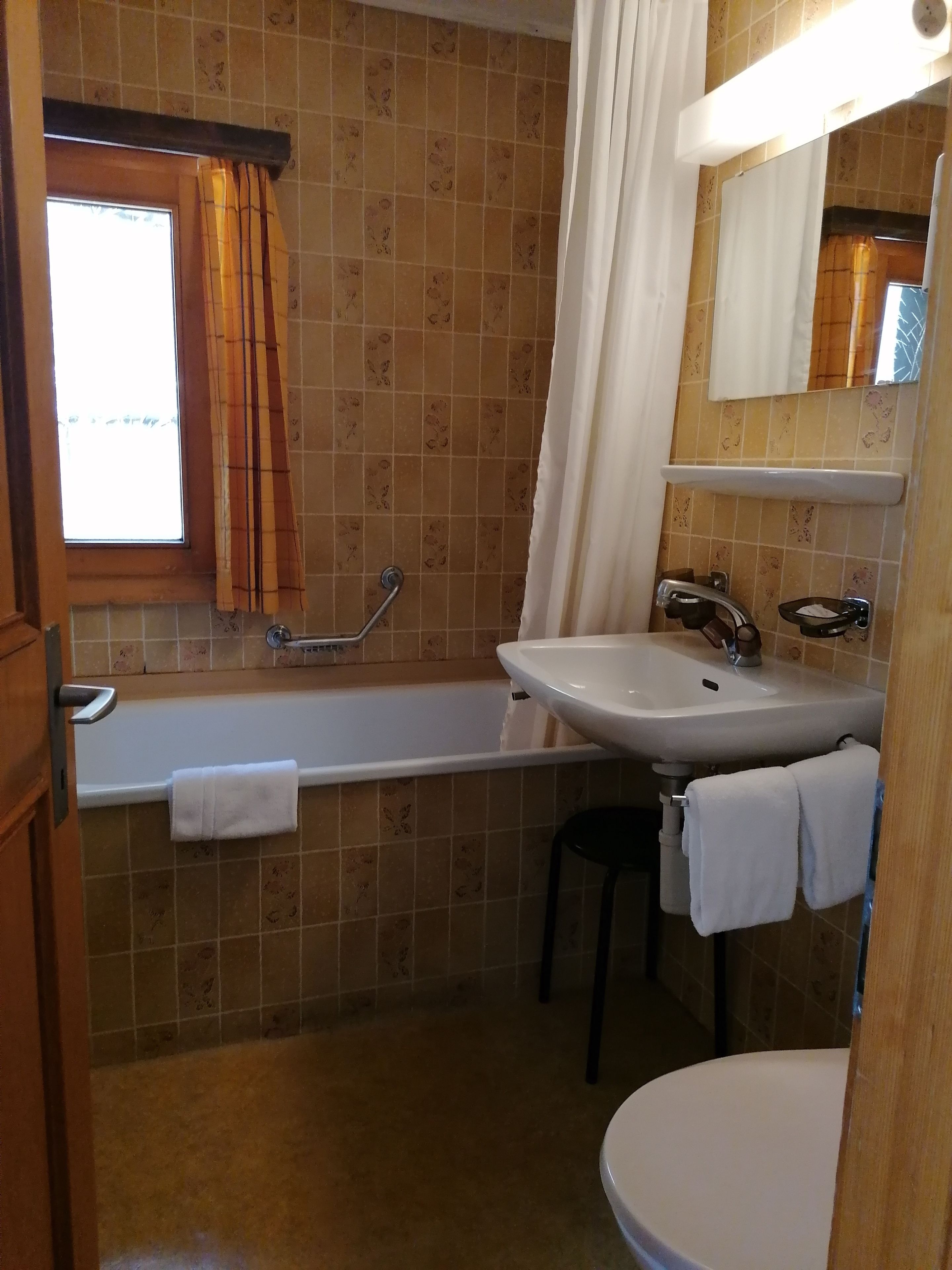 Foto - Petit Helvetia Budget Hotel