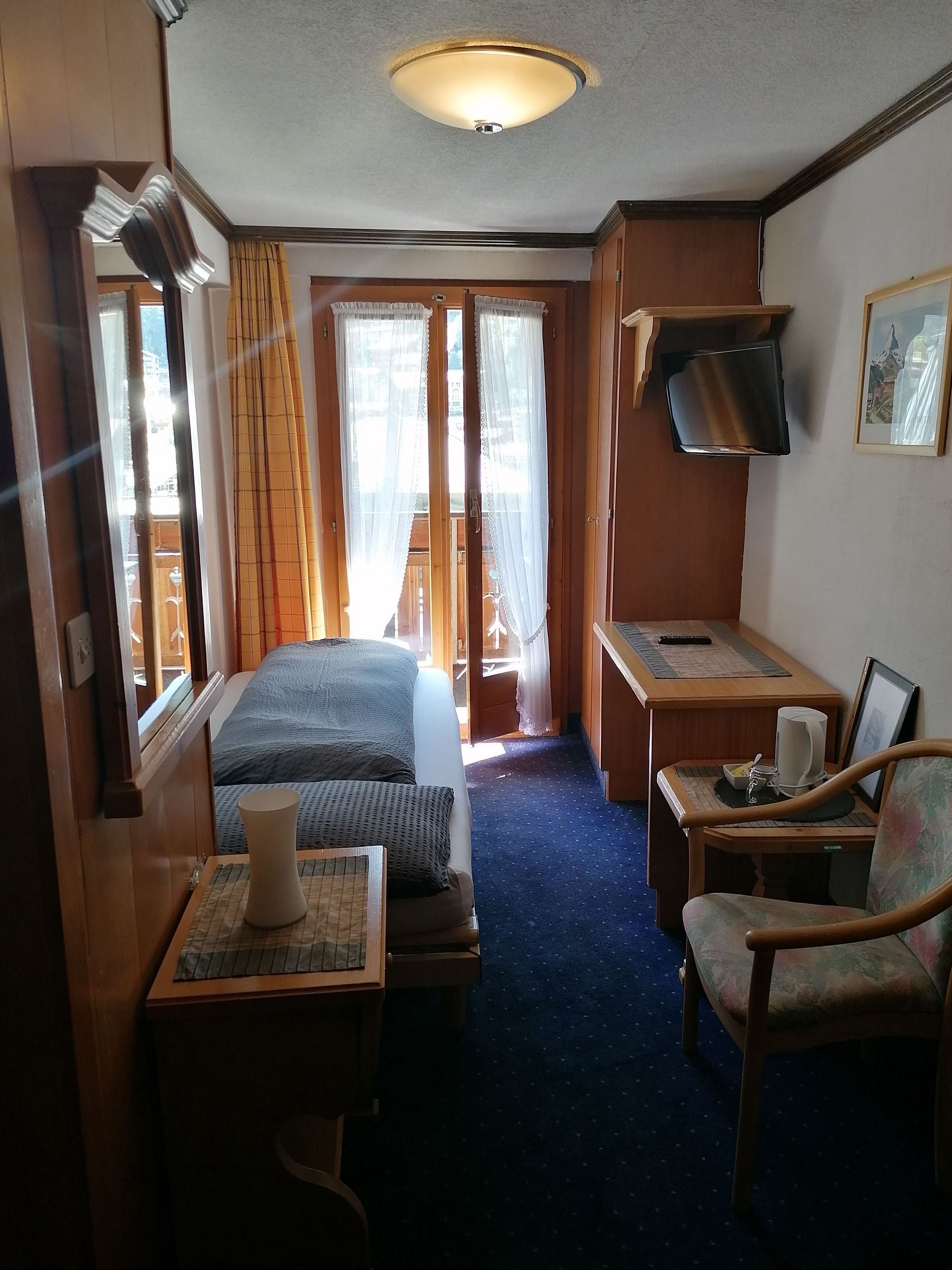 Foto - Petit Helvetia Budget Hotel