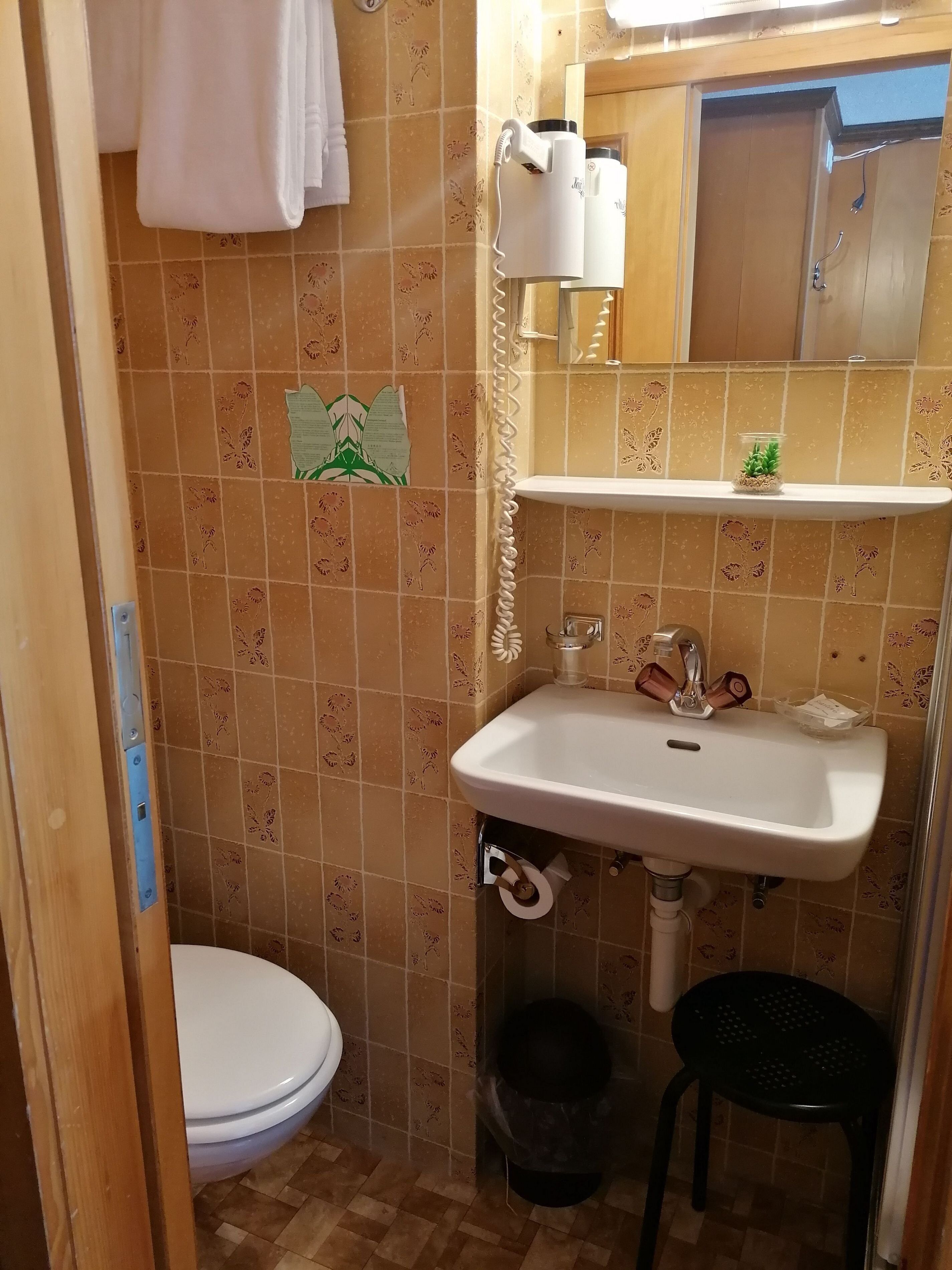 Foto - Petit Helvetia Budget Hotel